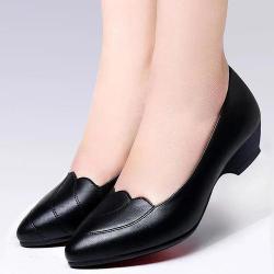 Casual Low Top Lace Up Sneakers – Black