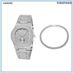 Keep Moving DS Stone Iced Men"s Wristwatch Witch Hand Chain - SIlver