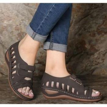 Ladies Fashion Hollow Trifle Sole Sandals-Dark Coffee