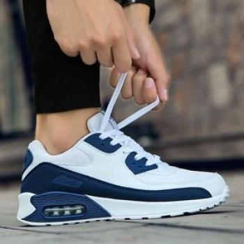 Men`s sports shoes men`s fashion casual shoes