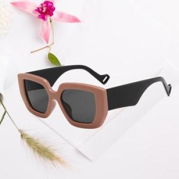 Trendy Sunglasses Men`s UV400 Eyeglasses Motorcycle Anti-glare Coffee