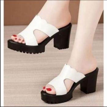 Women`s soft leather sandals