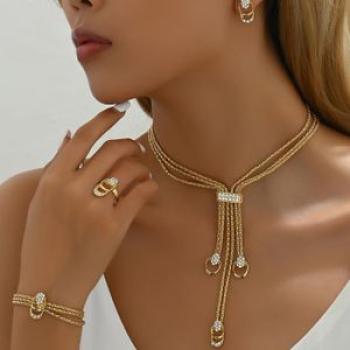 Luxury 4-Piece Jewelry Set – Elegant 14K Gold Plated Zinc Alloy with Rhinestone Embellishments Neckl