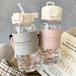 Student High-Looking Ins Plastic Water Cup with Straw Men and Women High Temperature Resistant Japan