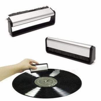 AntiStatic Vinyl Record Cleaning Cleaner Pad Brush Audio Stylus Dust Remover