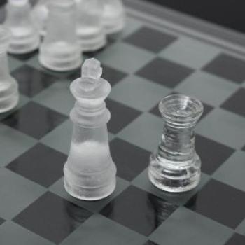 Traditional 32 Pieces Glass Chess Board Set Game Frosted Transparent Chessboard